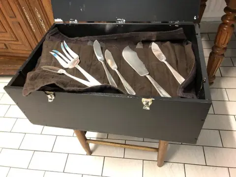 BOULENGER PARIS - Bestek (75) - Verzilverd