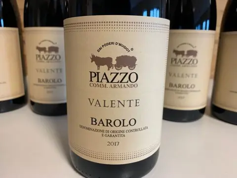 2017 Piazzo - "Valente" - Barolo - 6 Flessen (0.75 liter)
