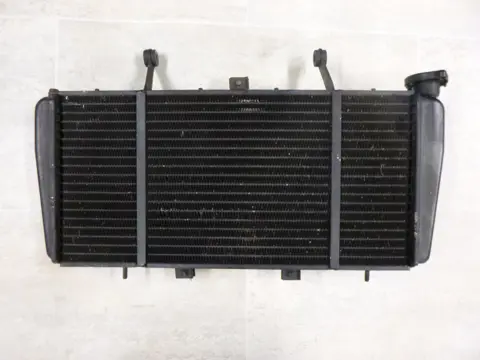 RADIATEUR Triumph Sprint ST 955 1999 - 2005