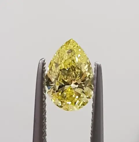 1 pcs Diamant - 1.00 ct - Peer - Color Enhanced - fancy