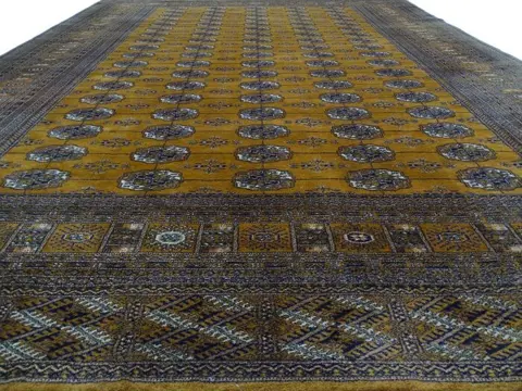 Buchara - Cleaned carpet - 363 cm - 277 cm