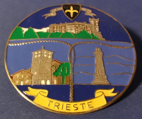 Embleem/mascotte/kenteken - Trieste Old Car Badge - Embleem