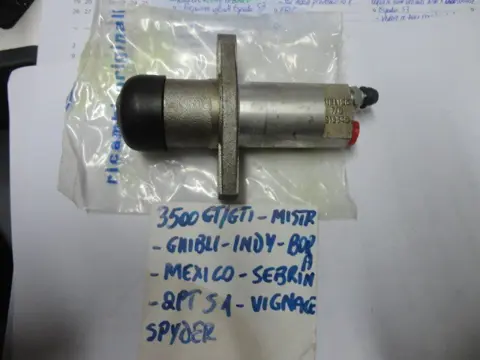 Clutch slave cylinder Maserati Mistral and Qpt s1-2