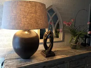 Rodin beeld , handen verstengeld , replica