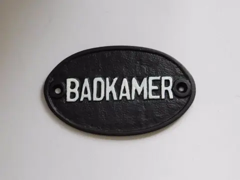 Badkamer , naambord