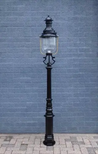 Landelijke lantaarn , lantaarnpaal