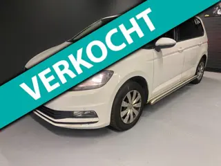 Volkswagen Touran 2.0 TDI SCR Comfortline Navi Parker-Sen. 2017 DSG Rijdt Goed !