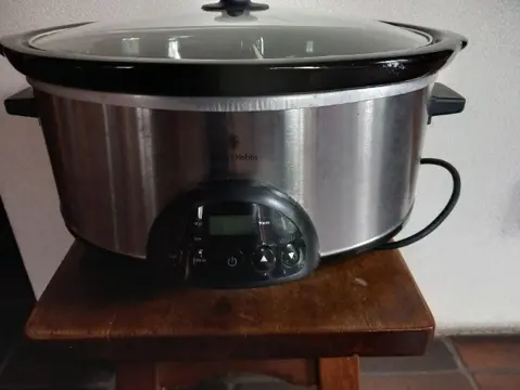 RUSSELL HOBBS DUAL POT , SLOW COOKER -