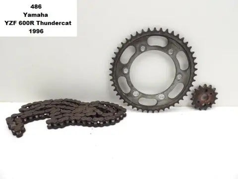 KETTING EN TANDWIELEN SET Yamaha YZF 600 Thundercat 1996 -