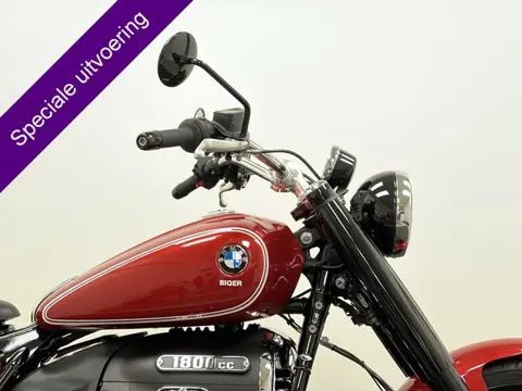 BMW R 18 Bobber kit met Akrapovic dempers BTW! (bj 2023)