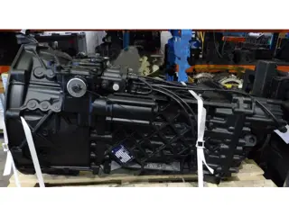 ZF 1S2220TO CGS CARBON (bj 2013)