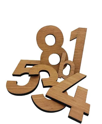 (teak) houten huisnummers