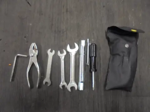 GEREEDSCHAPSET Yamaha XT 1200 Z Super Tenere 2014 - 2014