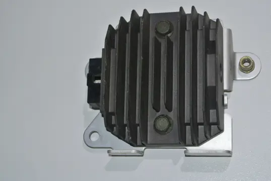 SPANNINGSREGELAAR Yamaha FZ6 2004 - 2007