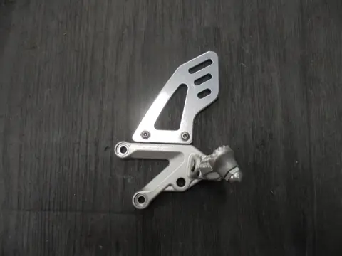 LINKER SCHETSPLAAT Aprilia Tuono V4 2017 - 2018