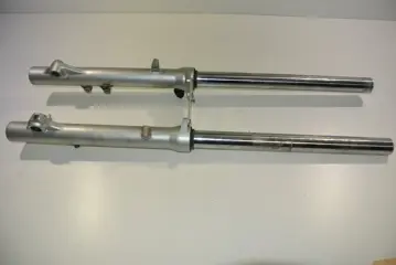 VOORPOTEN COMPLEET Suzuki XF 650 Freewind 1997 - 1999