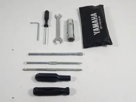 GEREEDSCHAPSET Yamaha YZF R 125 2008 - 2014