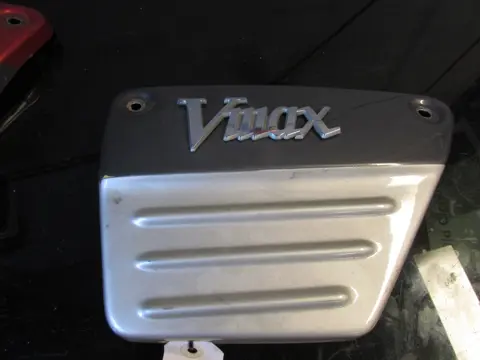 RECHTER ZIJKUIP KLEIN Yamaha V max 1987 - 2002