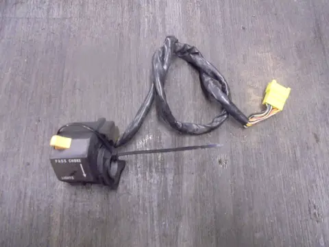 STUURSCHAKELAAR LINKS Suzuki GSX R 750 1994 - 1995