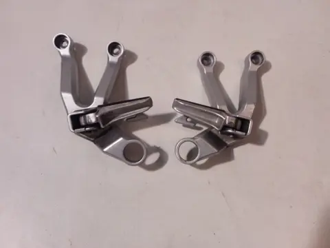 DUO VOETSTEUN SET Suzuki SV 1000 2003 - 2009