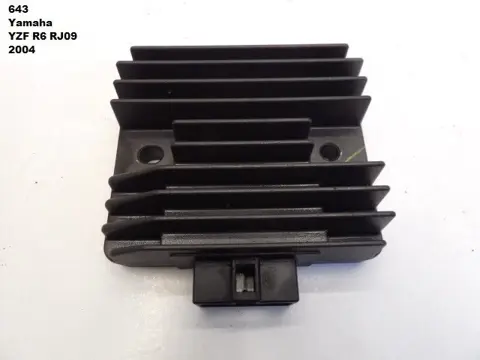 SPANNINGSREGELAAR Yamaha YZF R6 2003 - 2005