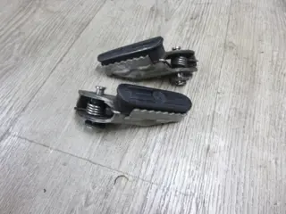 VOETSTEUN LINKS BMW R 1200 GS 2008 - 2009 / 2010 - 2012