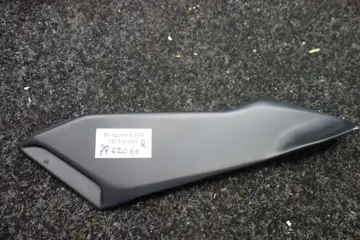 RECHTER ZIJKUIP KLEIN MV Agusta 750 Brutale 2003 - 2006