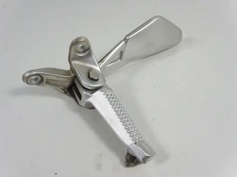 LINKER SCHETSPLAAT BMW K 1200 S 2004 - 2009
