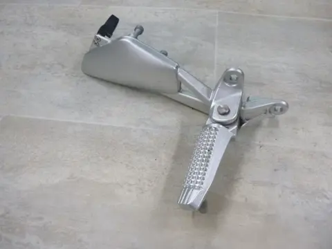 RECHTER SCHETSPLAAT BMW K 1200 S 2004 - 2009