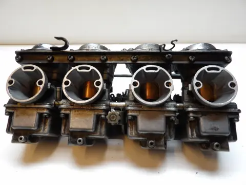 CARBURATEURSET Yamaha XJ 750 1982 - 1984