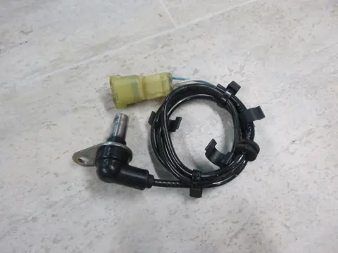 ABS SENSOR VOOR Triumph Speed Triple 1050 2011 - 2012