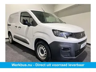 Peugeot e-Partner Asphalt 50 kWh (automaat)