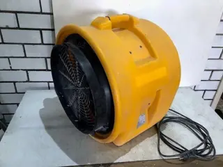 Ventilator blazer Master BL8800