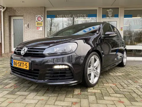 Volkswagen Golf  Leer/18 inch l.m./achteruitr. camera/navi/schuifkanteldak/stoelverw./Cilmate contr.