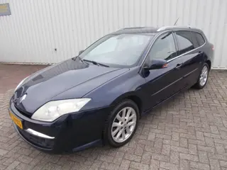 Renault Laguna Estate 2.0 16V Dynamque ( APK KEURING BIJ AFLEVERING! )