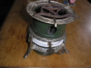 Groen emaille petroleumstel -