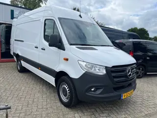 Mercedes-Benz Sprinter 317 CDI AUTOMAAT L2/H2 RWD bj 2023
