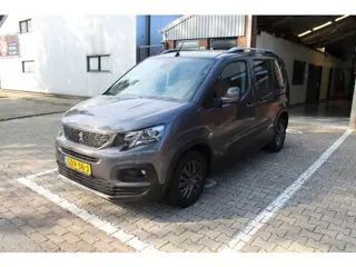Peugeot Rifter -(Partner) 1.5 BlueHDI Allure automaat / 130 PK 1 JAAR GARANTIE / GEEN AFLEVERINGS KO