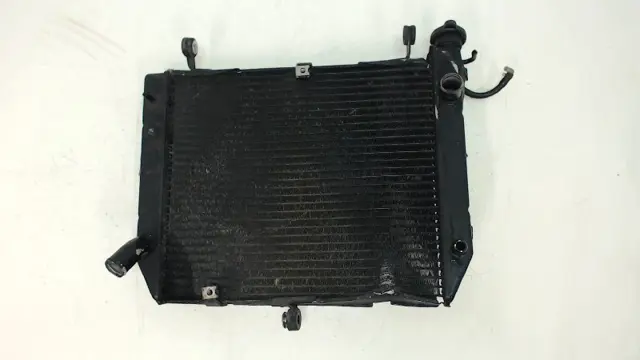 RADIATEUR Yamaha YZF R1 2000 - 2001