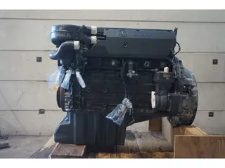 Mercedes-Benz OM926LA EURO3 330PS 92692400384688 (bj 2004)