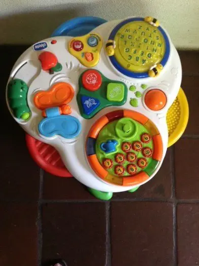 Baby speeltafel Chicco - met licht en geluid