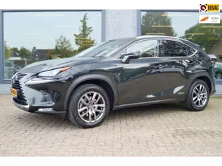 Lexus NX 300h AWD Luxury Line Hybrid|Automaat|Trekhaak|Leder|El. bedienbare voorstoel
