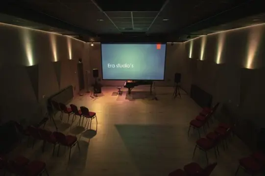 Te huur: concertzaal/vergaderzaal/grote besprekingruimte