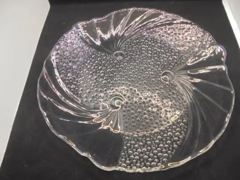 GLAZEN SERVEER SCHAALTJES/ ONTBIJTBORDJES 24 cm