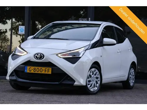 Toyota Aygo 1.0 VVT-i x-play|Automaat-VERKOCHT