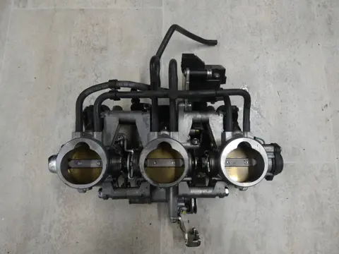 GASKLEPHUIS Triumph Street Triple 675 2013 - 2013