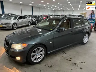 BMW 3-serie Touring 318i Business Line / NAVI MULTIEMEDIA / AUTOMAAT / NETTE AUTO