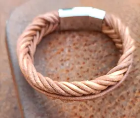 Leren gevlochten armband--met zilverkleurige RVS sluiting