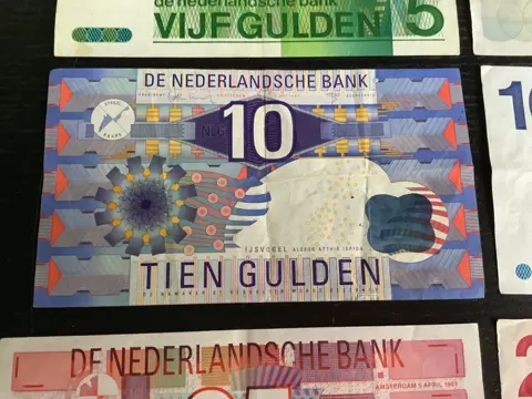 Nederland - 10 banknotes - Various dates