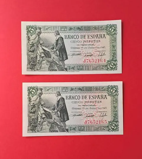 Spanje - 2 x 5 pesetas 1945 - Pick 129a - consecutives